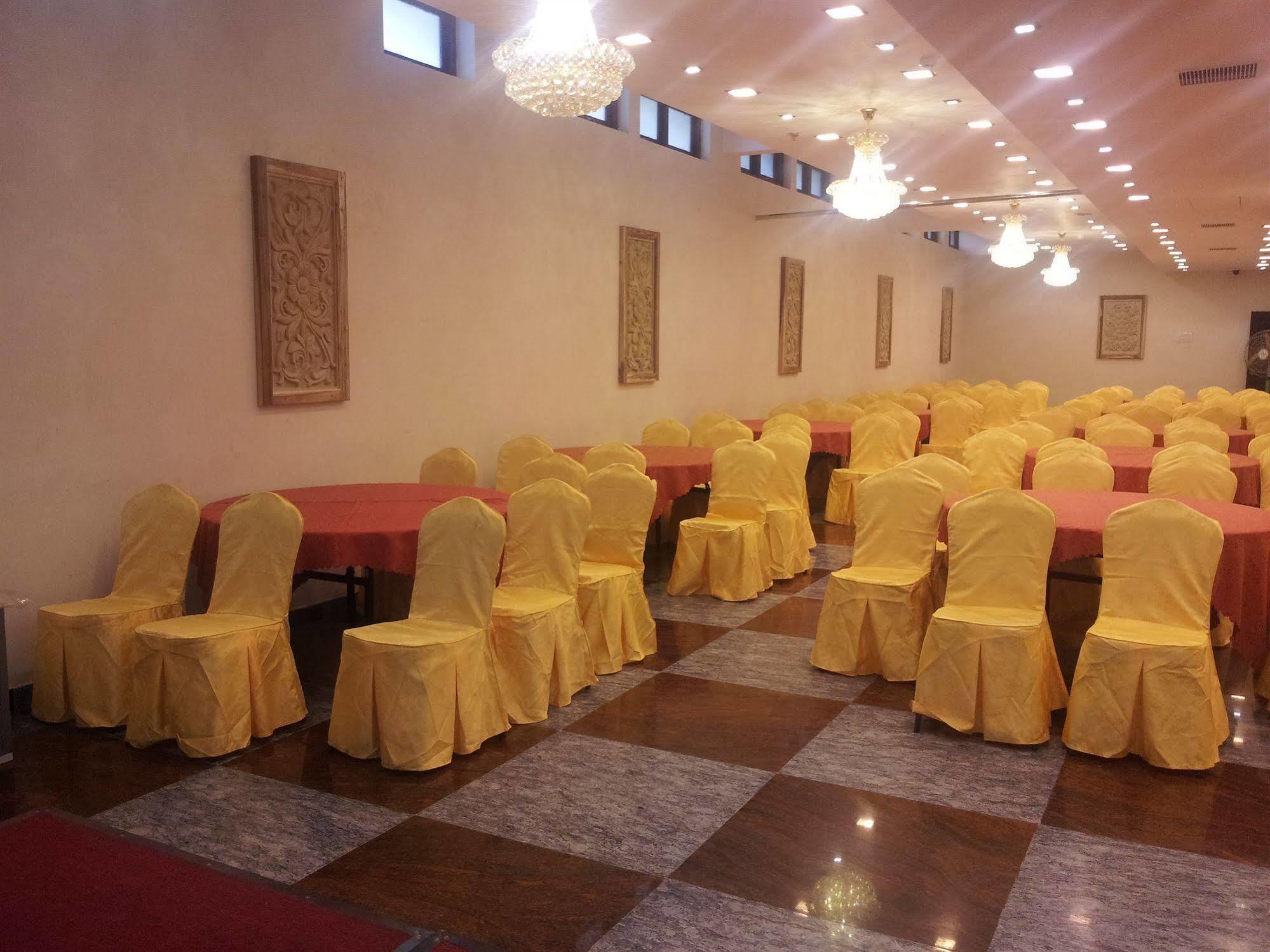 Jc Residency Madurai Hotel Екстериор снимка